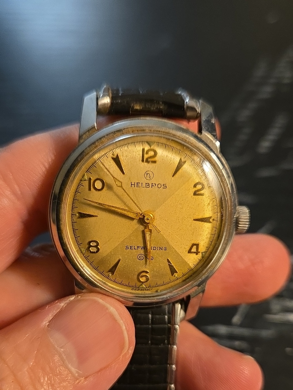 Men's Self-Winding Gold Dial Wristwatch